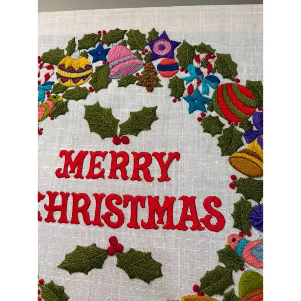 VTG Embroidered Merry Christmas wreath